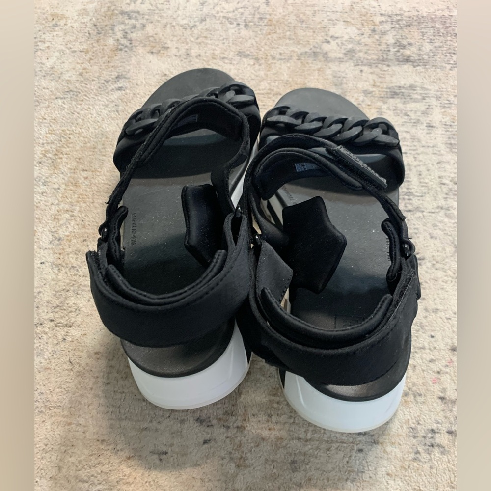 FitFlop Heda Chain Slide Backstrap Sandals - Black - Picture 2 of 3